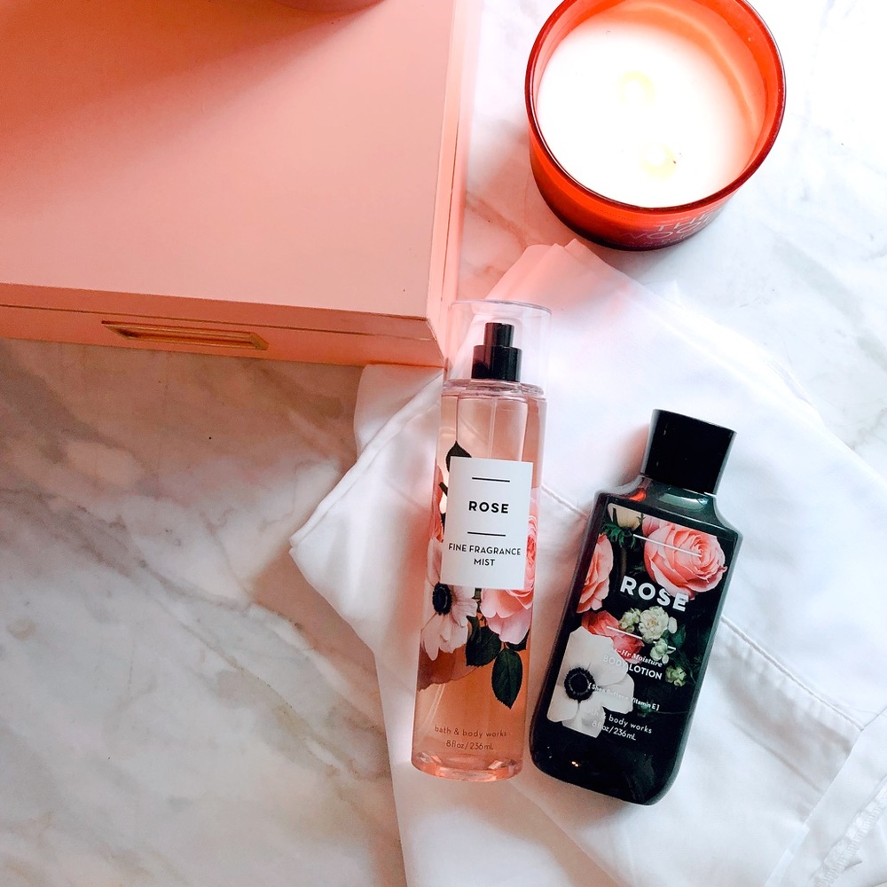 SALE ITEM🎁Bath and Body Works Lotion & spray duo